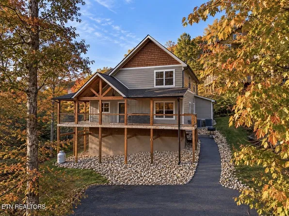 3831 Revetta Cir, Sevierville, TN 37862