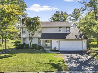 7898 Sarahurst Dr, Dublin, OH 43016