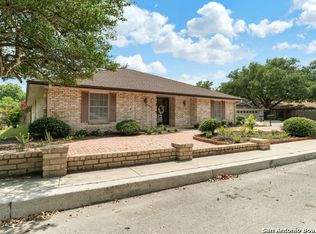 6210 Shady Brk, Windcrest, TX 78239