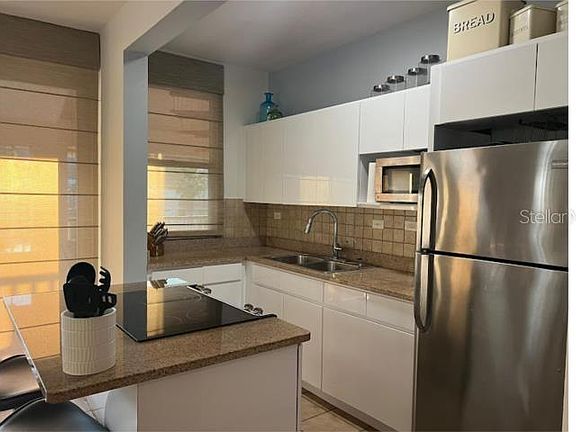 5th image of 180 Harbour Dr #62D