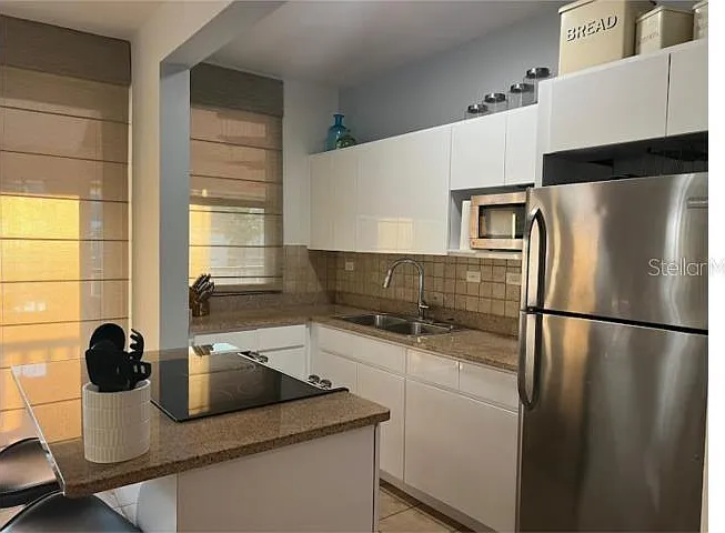 180 Harbour Dr #62D — Photo 5