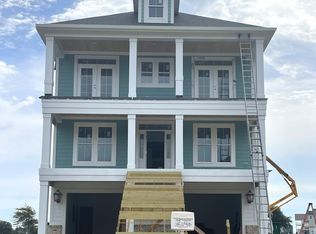 215 Colleton Sq, Newport, NC 28570