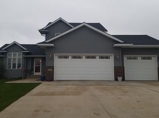 1435 Cornerstone Ln SE, Owatonna, MN 55060