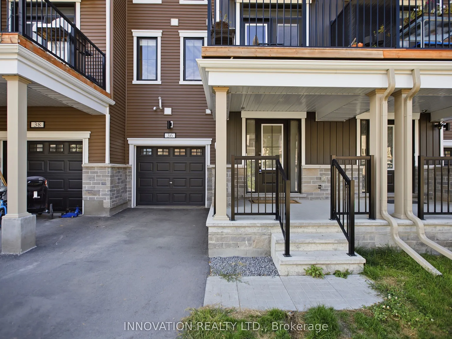 2 bed, $2,400 — Photo 3