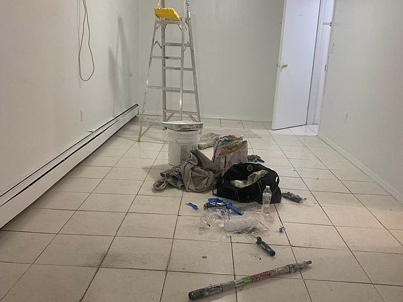 4th image of 32-18 23rd St #1
