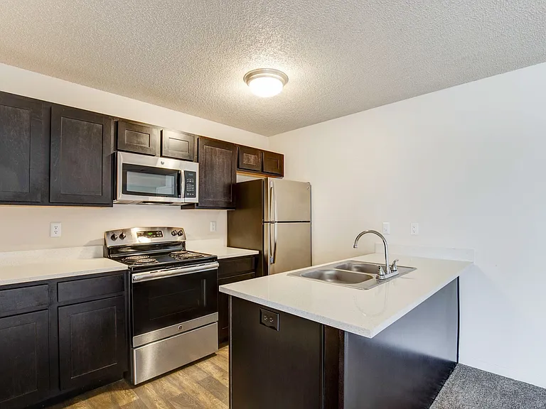 2420 Greenbriar Dr — Photo 1