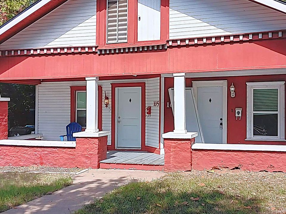 1st image of 105 E Hull St