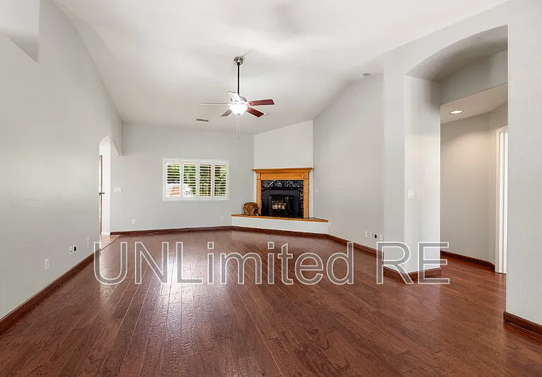 1614 Eagle Mountain Dr — Photo 7