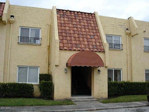 2nd image of 3913 Mission Dr Unit 3
