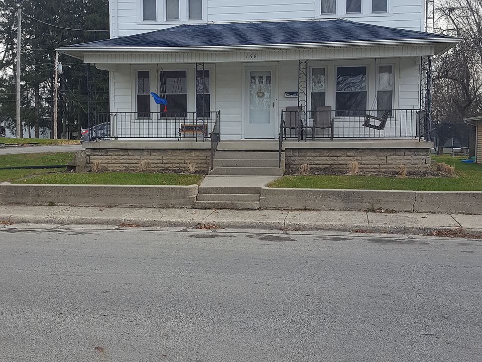1st image of 768 Spruce Ave