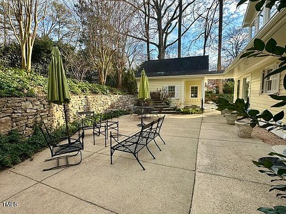 4th image of 316 Tenney Cir