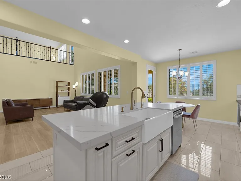 608 Highland Bluff Way — Photo 13