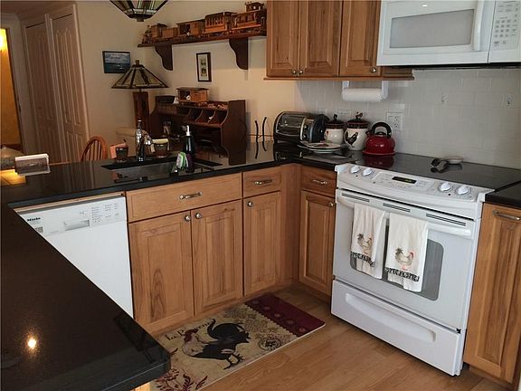 3rd image of 1 Pratt Ave #204