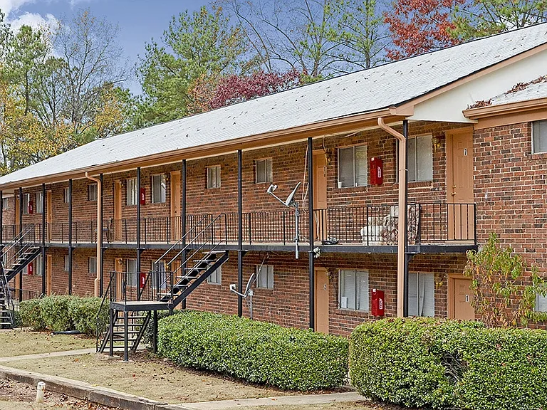 Shallowford Pines — Photo 4