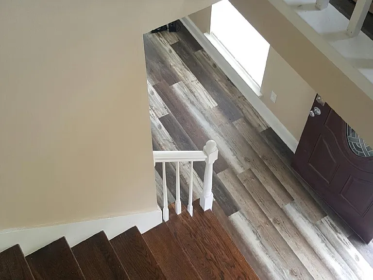 Wood stairway