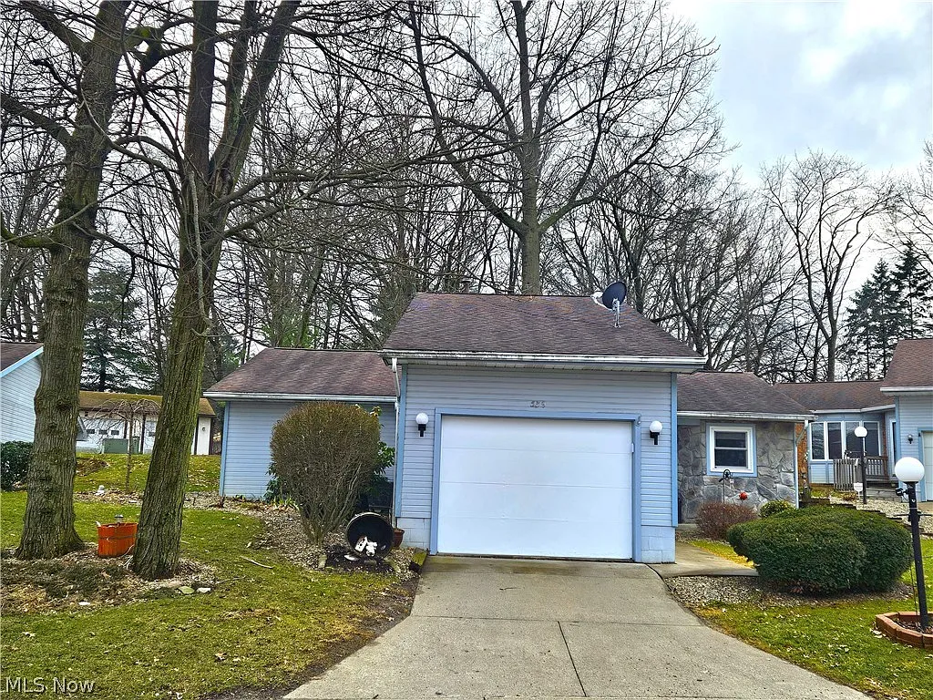 539 Forest Creek Dr photo 1