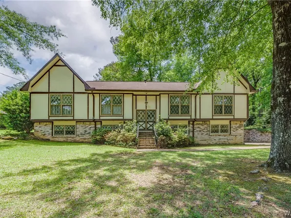5602 Inverness Pl, Northport, AL 35473