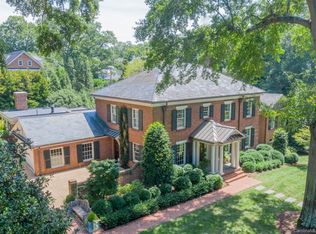 1801 Queens Rd W, Charlotte, NC 28207