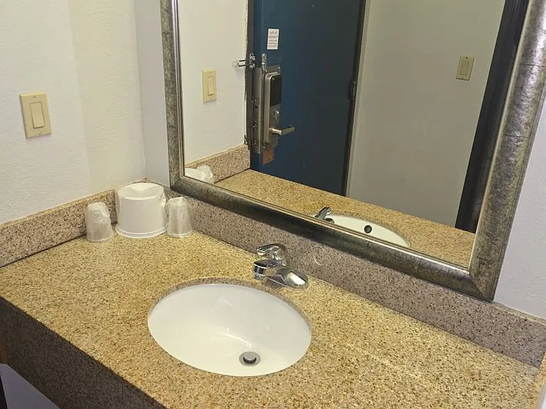 2141 La Porte Rd — Photo 12