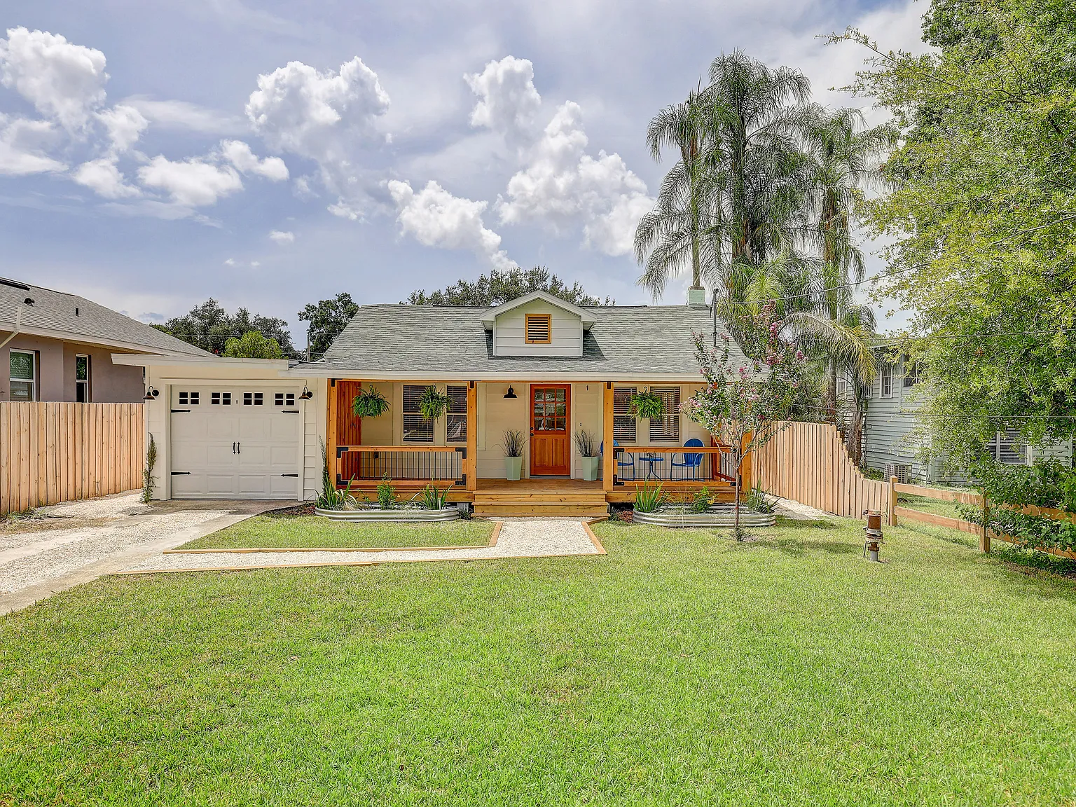 3 bed, 1180 sqft, $2,950 — Photo 3