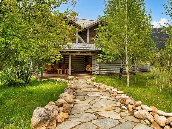 2nd image of 355 Beaver Mountain Trl