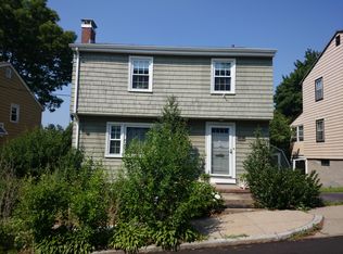 10 Manor St, Dorchester, MA 02122