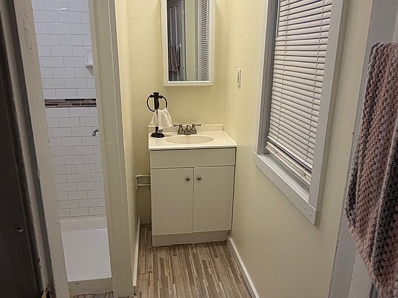 5th image of 1184 Pembroke St