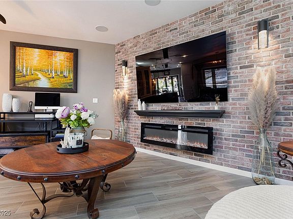 2nd image of 8175 Arville St #216