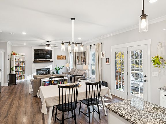 5th image of 3071 Timberdale Dr