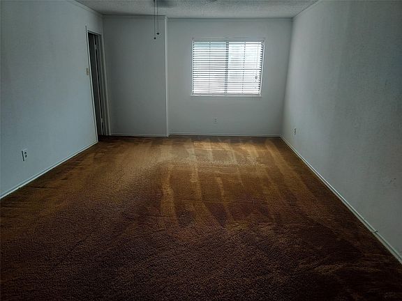 3rd image of 8239 Viny Ridge Dr