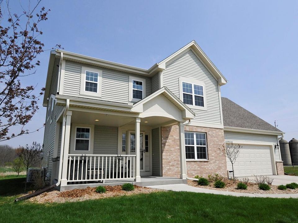 1st image of W195N17226 English Oaks Dr