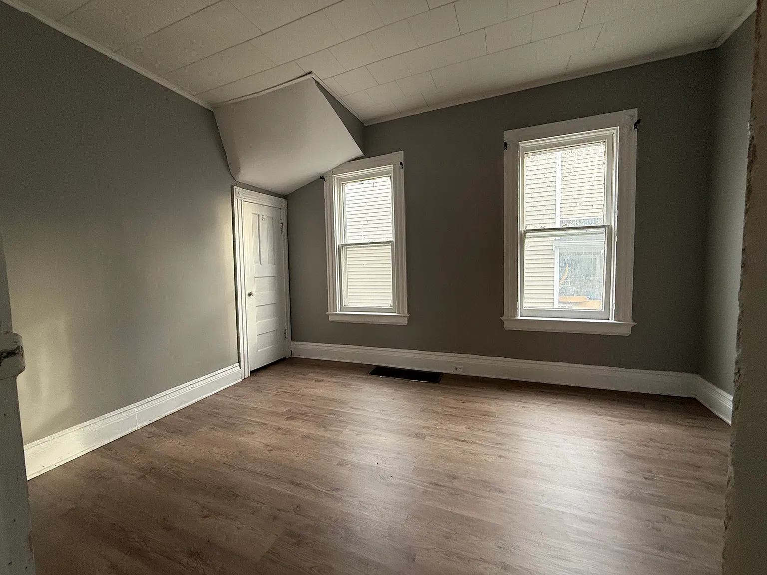 279 Garson Ave — Photo 4