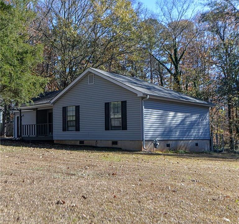 1st image of 736 Regina Ct