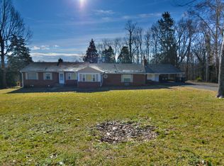 5312 E Sunset Rd, Knoxville, TN 37914