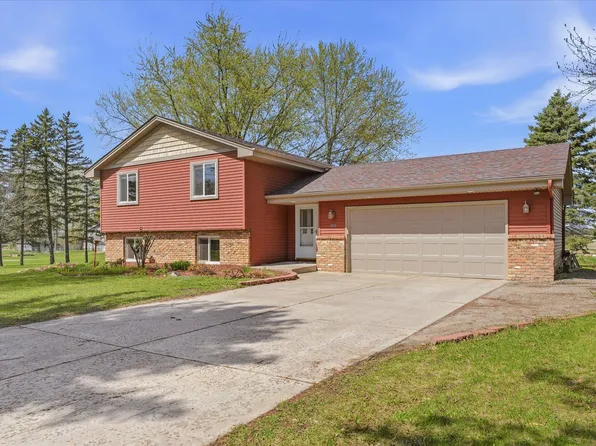 19620 Jackie Ln, Rogers, MN 55374