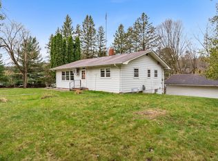 491 West St, Taylors Falls, MN 55084