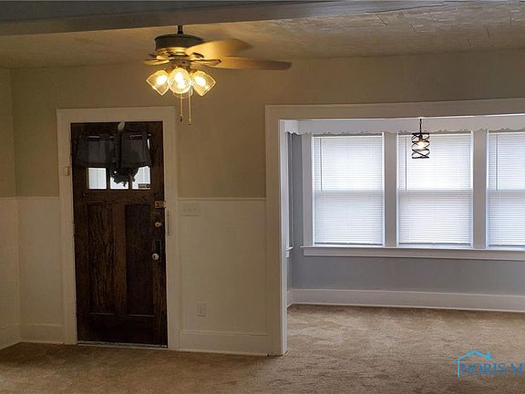 3rd image of 4112 Mayfield Dr