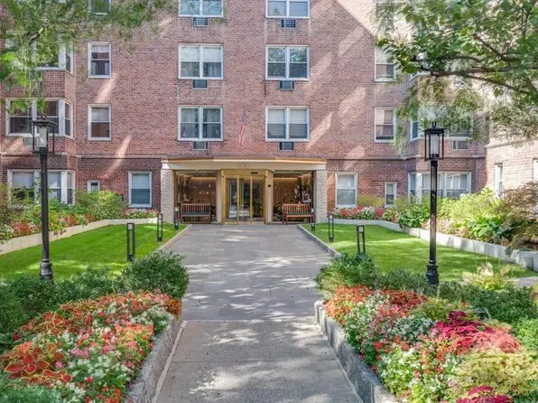 120 E Hartsdale Avenue #1E, Hartsdale, NY 10530