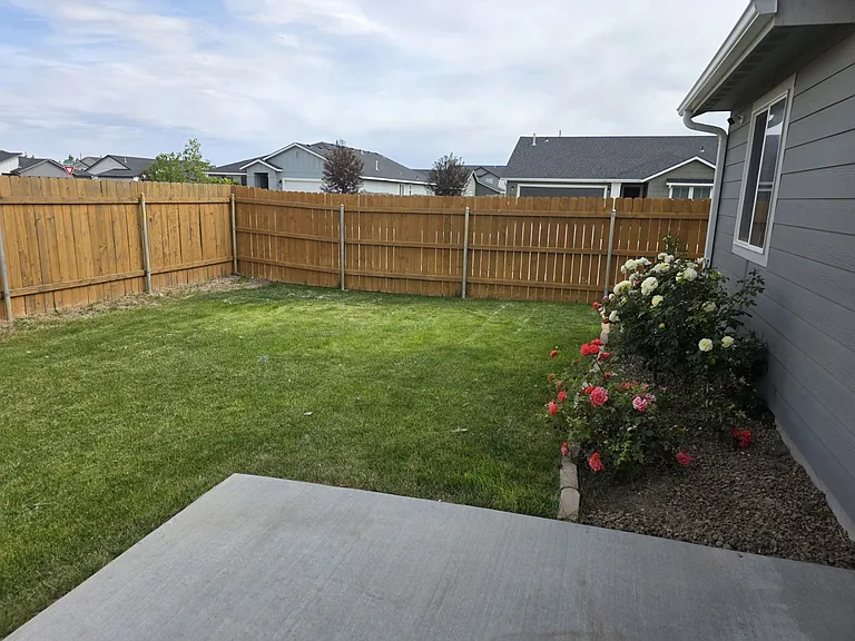 1720 SW Gabar Ct — Photo 24