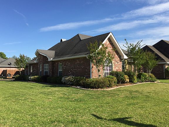 2nd image of 5909 Bocage Dr