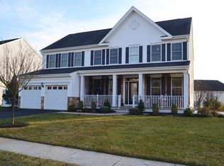 5 Quail Dr, Old Bridge, NJ 08857