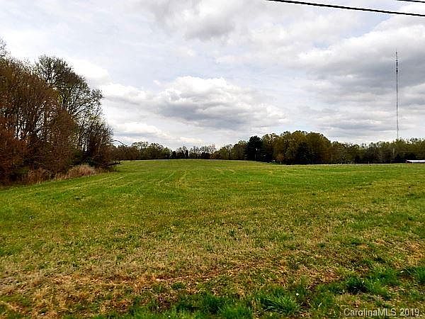 2nd image of 3037 Back Creek Church Rd