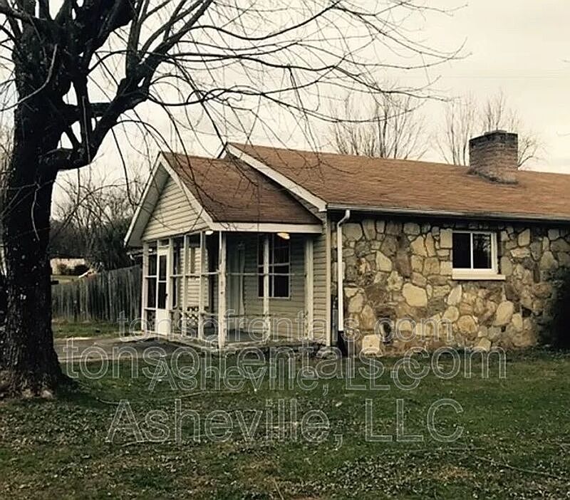 1st image of 100 Dania Dr