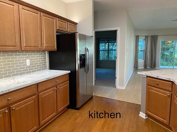 4th image of W264N2735 Christian Ln Unit 3