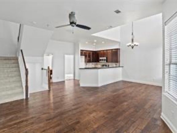 4th image of 2316 Stutz Dr #B2
