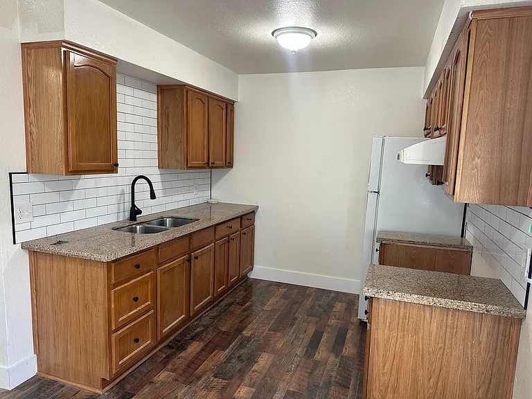2311 E White Ave #201 — Photo 1