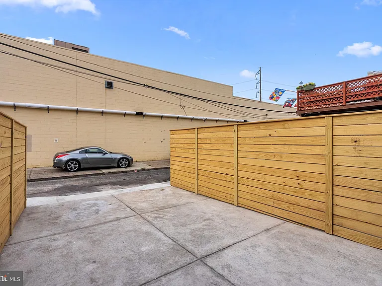 2625 Ellsworth St — Photo 14