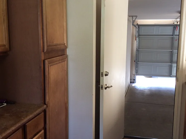 10115 E Mountain View Rd #1004 — Photo 3
