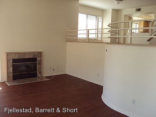 3rd image of 8269 Avenida Navidad Unit 1