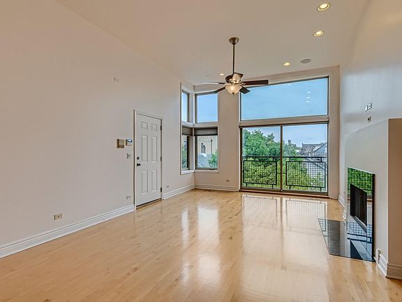 5th image of 1419 W Walton St #3
